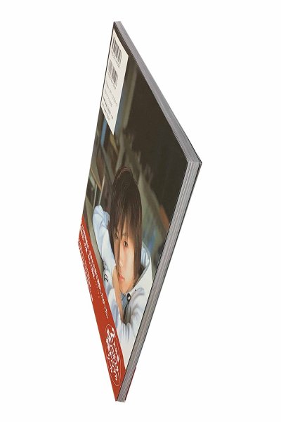 画像2: 【中古】w-inds Ryohei写真集　(ポスター付)／w-inds Ryohei／主婦と生活社 (2)