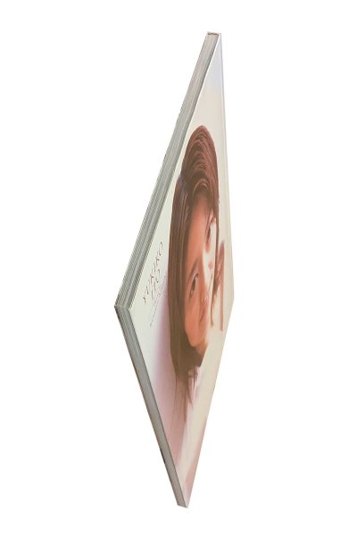 画像2: 【中古】伊藤由希子写真集　／伊藤由希子／勁文社 (2)